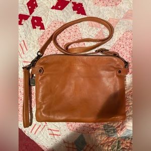 Wanderer’s Travel Co. Venetian Passport Grande crossbody purse